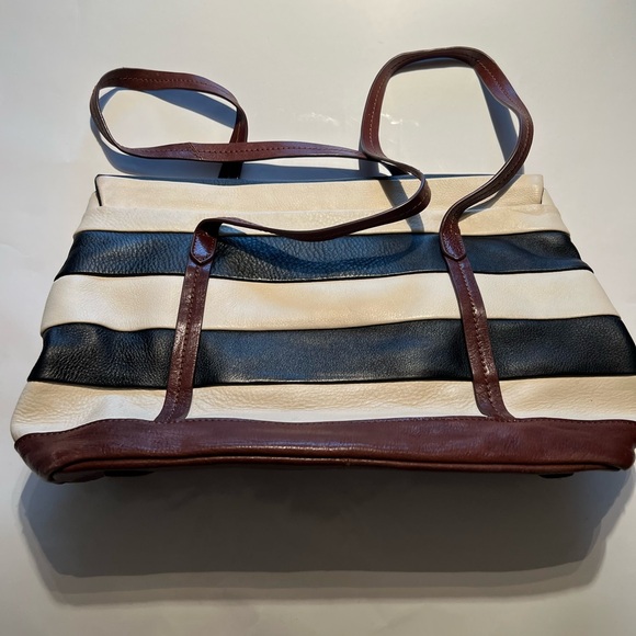 Radley London Leather Bag Black and Ivory Stripe - Picture 3 of 9